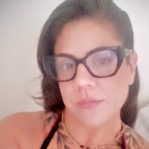 Meet your Posher, Crystil - Picture 1 of 1